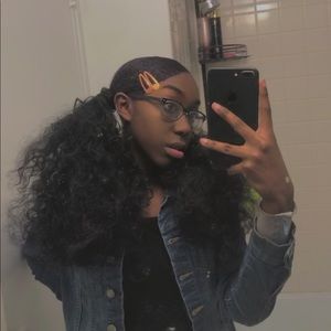 Meet your Posher, Adrianna